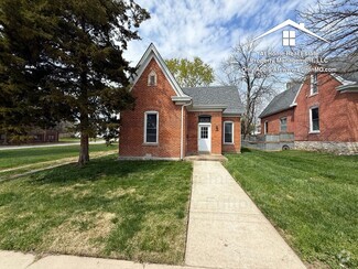 Building Photo - 309 W 5th St