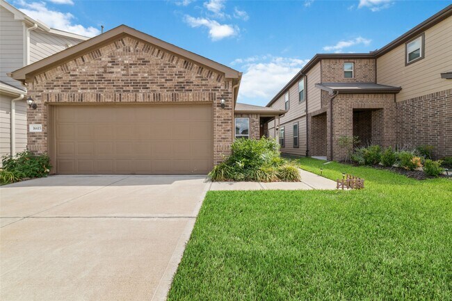 Foto del edificio - 16615 Chill Brook Dr