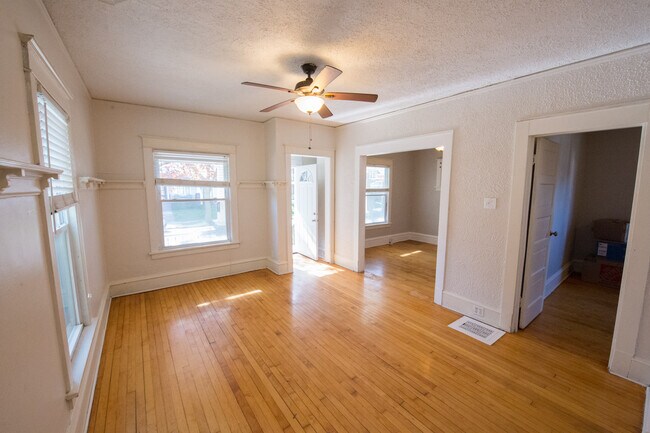 Building Photo - 3410 N Booth St
