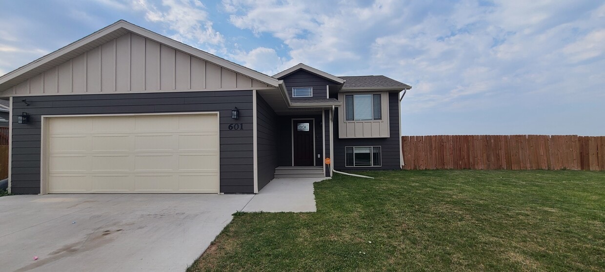 601 Civil Way, Box Elder, SD 57719 House Rental in Box Elder, SD