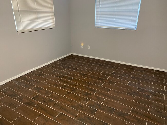 Building Photo - 3840 Edgewood Ave