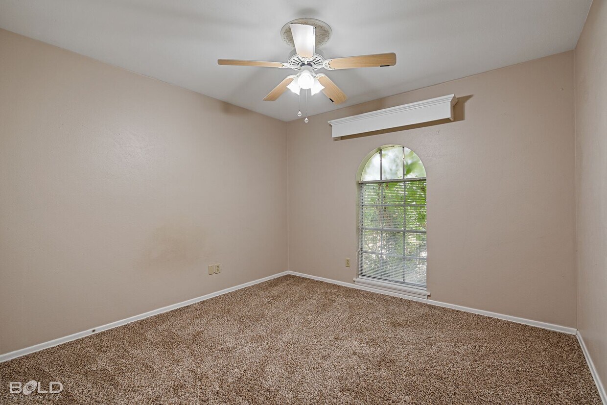 203 Walnut Ln, Bossier City, LA 71111 House Rental in Bossier City