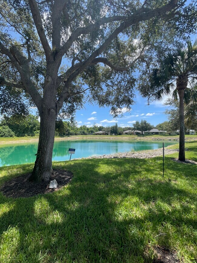 Foto del edificio - 12303 Londonderry Ln