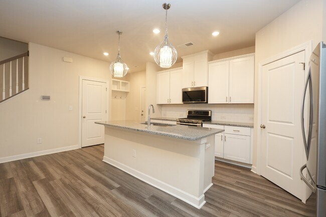 Foto del edificio - 12412 Larue Ln