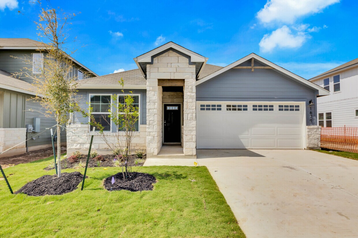 Foto principal - 1624 Homestead Farms Dr