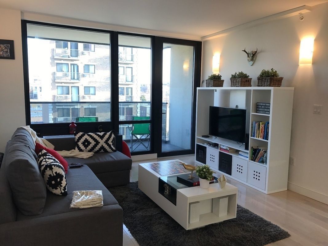 Foto principal - 27-40 21st St