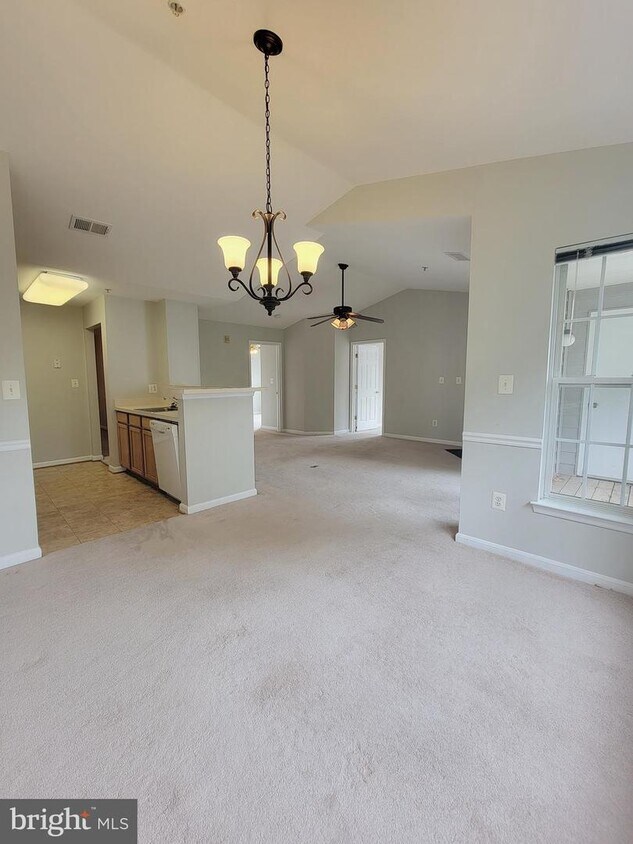 Foto principal - 2161 Scotts Crossing Ct