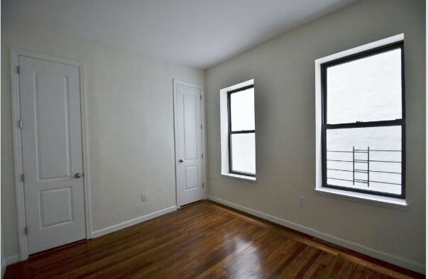 Foto del edificio - 974 St Nicholas Ave