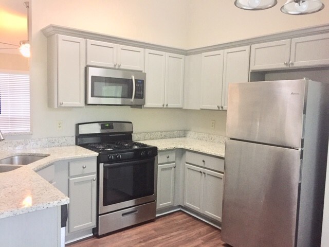 Foto del edificio - 1475 Chaseway Cir