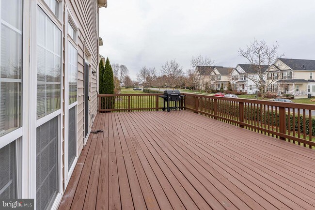 Building Photo - 42059 Pepperbush Pl