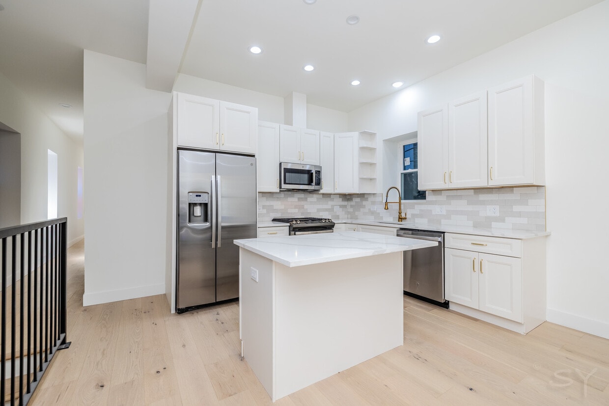 Foto principal - 1830 S Peoria St