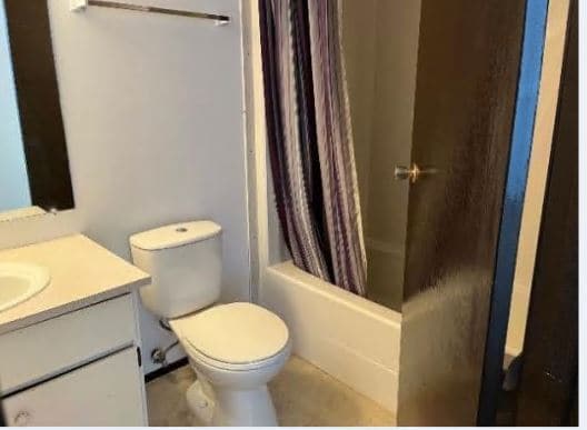 Building Photo - 3 Bed 1.5 Bath Unit in Olds, AB