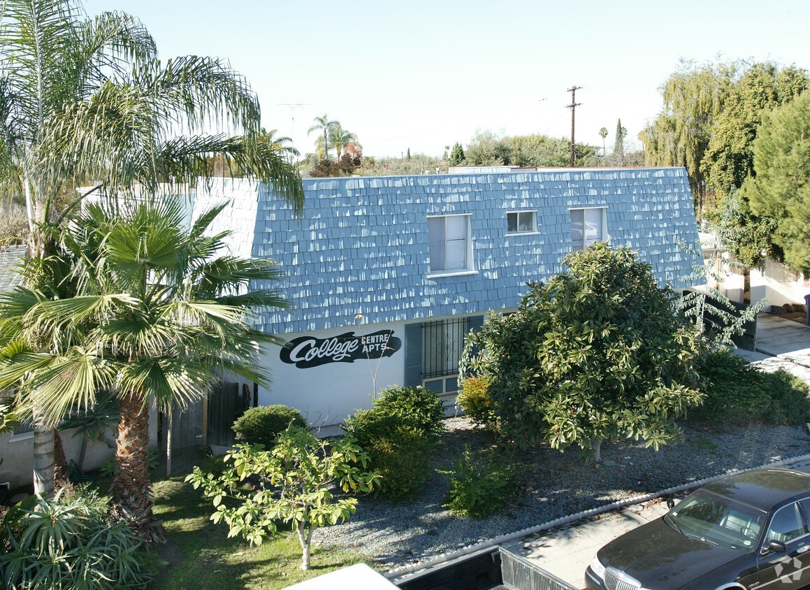 Building Photo - 4644 Soria Dr