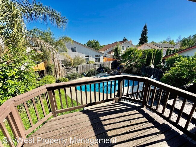 Building Photo - 3 br, 3 bath House - 6404 Brockenhurst Dr