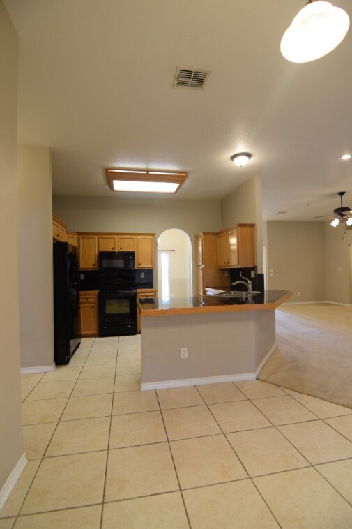 Building Photo - 708 Bullwhip Cir