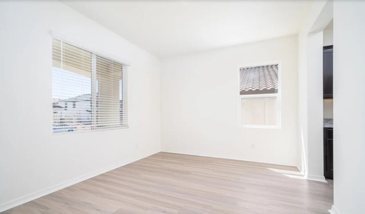 Foto del edificio - Newer Construction property in Southwest Bakersfield.
