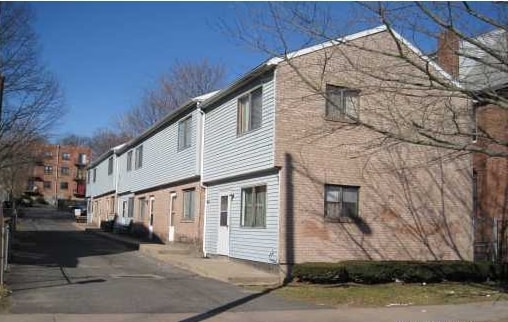 Primary Photo - 75 Franklin Ave