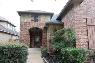 Building Photo - 24322 Bella Florence Dr