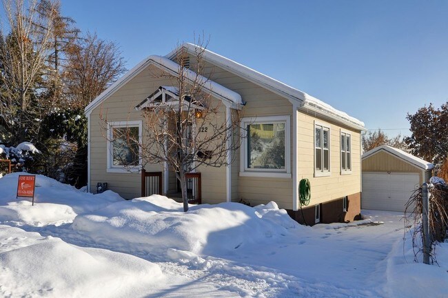 Foto del edificio - 522 E 8th Ave