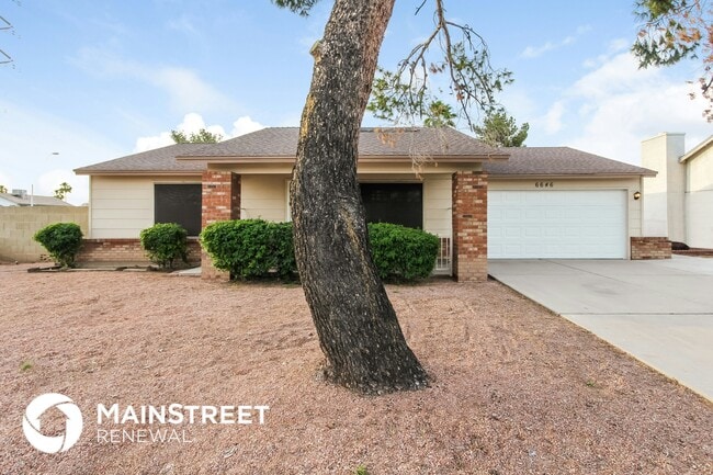 Building Photo - 6646 W Sunnyside Dr