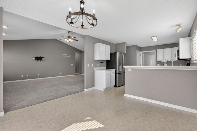 Foto del edificio - Beautiful 3 Bedroom, 3 Bath Single-Family Home in Wentzville