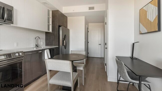 Foto del edificio - 632 Howard Rd SE