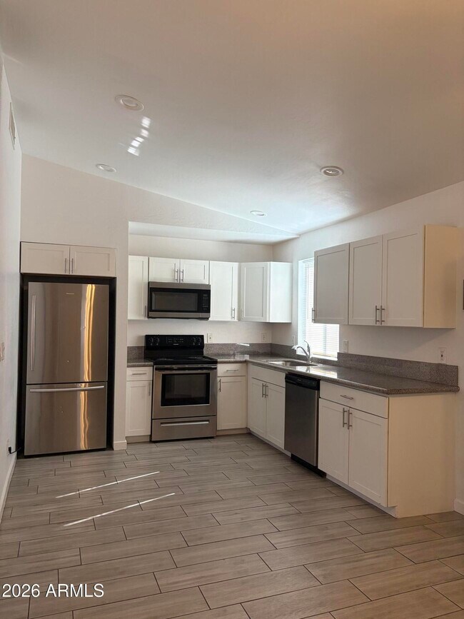 Foto del edificio - 3643 W Garfield St