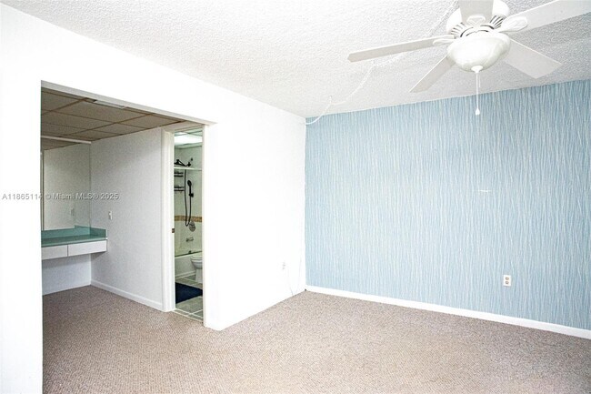 Foto del edificio - 13700 SW 62nd St