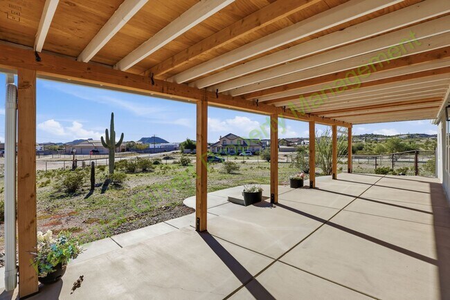 Foto del edificio - Stunning Queen Creek Ranch Home on 5 Acres – Horse & Livestock Friendly!