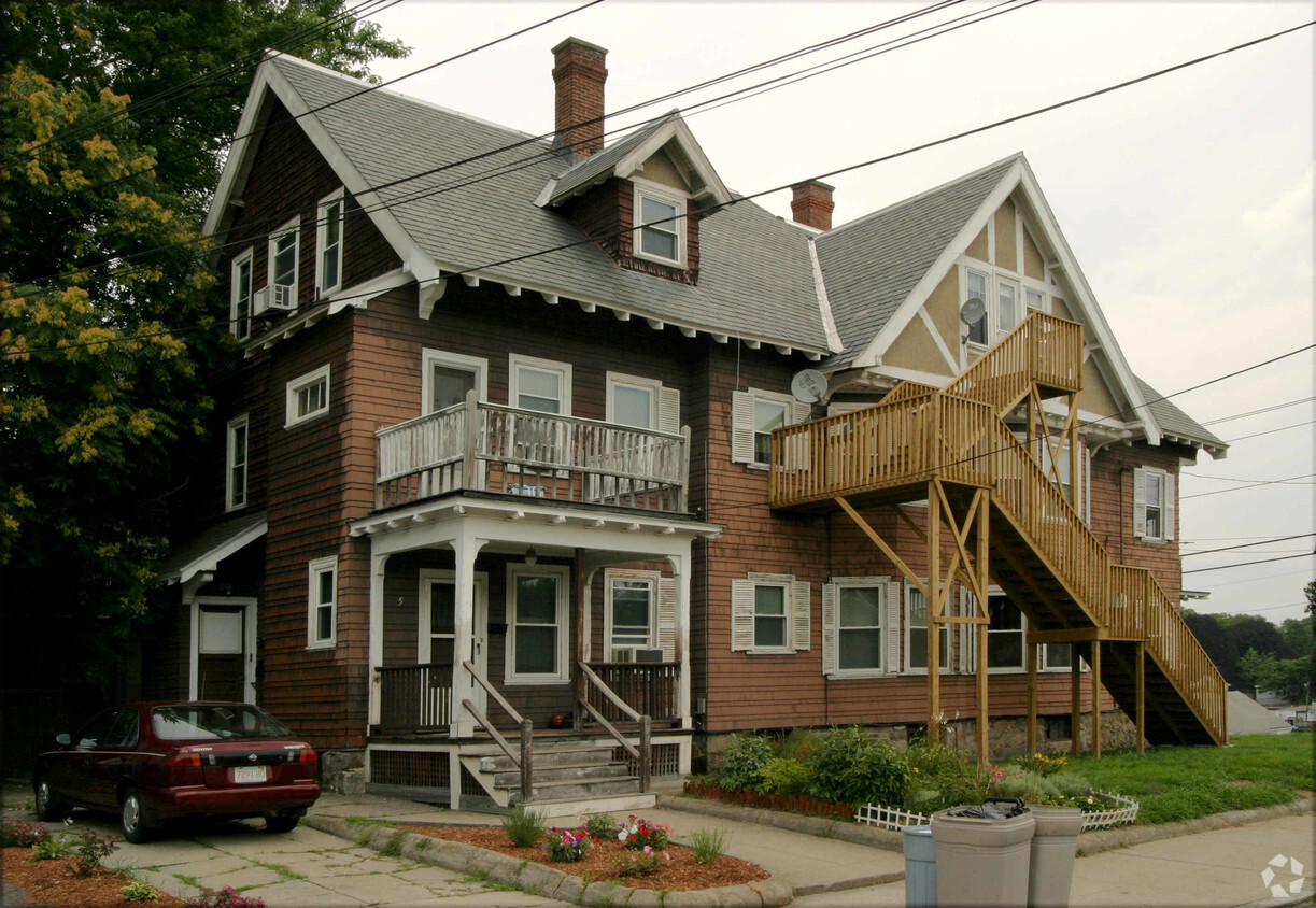 Building Photo - 292-294 Ames St