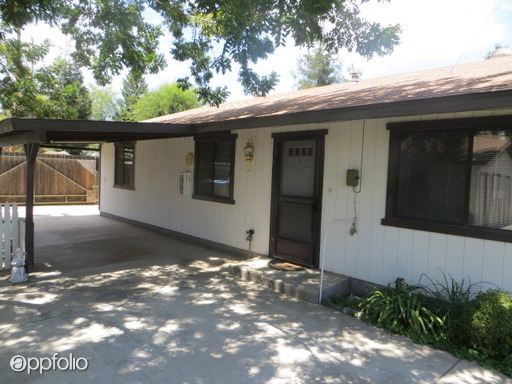Building Photo - 605 S Del Norte Ave