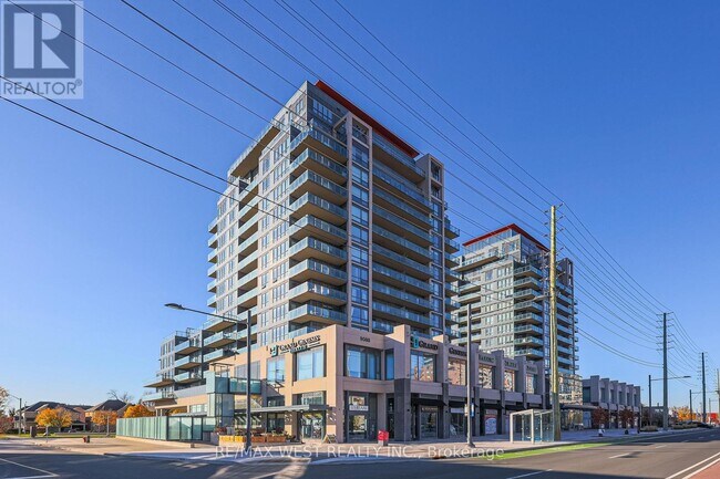Building Photo - 9088-9088 Yonge St
