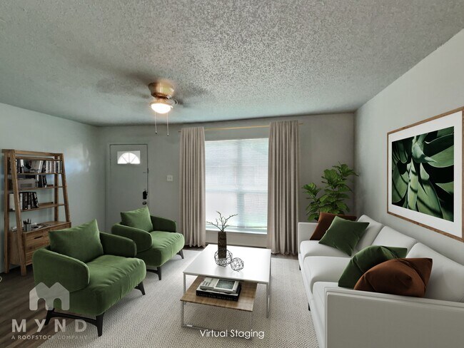 Foto del edificio - 1303 1/2 Berry Dr Apt A