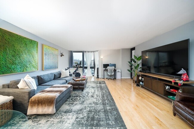 Foto del edificio - 700 Grove St