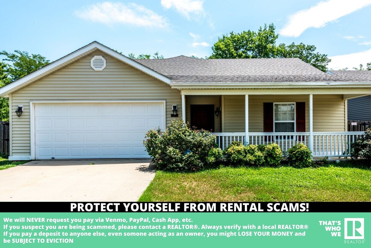 Primary Photo - 4334 Pecan St, Fayetteville, AR 72704