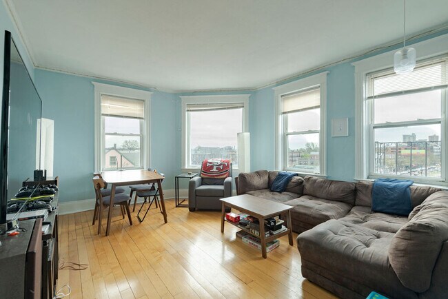 Foto del edificio - 178 Brighton Ave