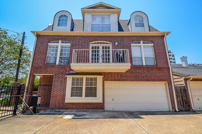 Foto del edificio - 2022 Fairview St