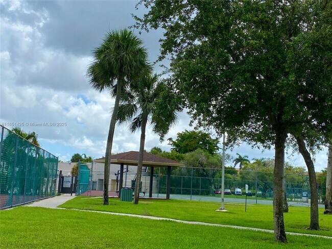 Foto del edificio - 8520 SW 133rd Avenue Rd