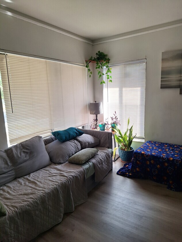 Foto principal - 782 NW 52nd St