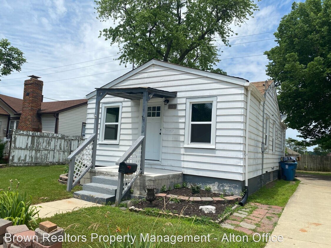 Foto principal - 1 br, 1 bath House - 963 E Penning