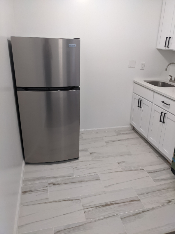 Foto principal - 12850 Dolphin St
