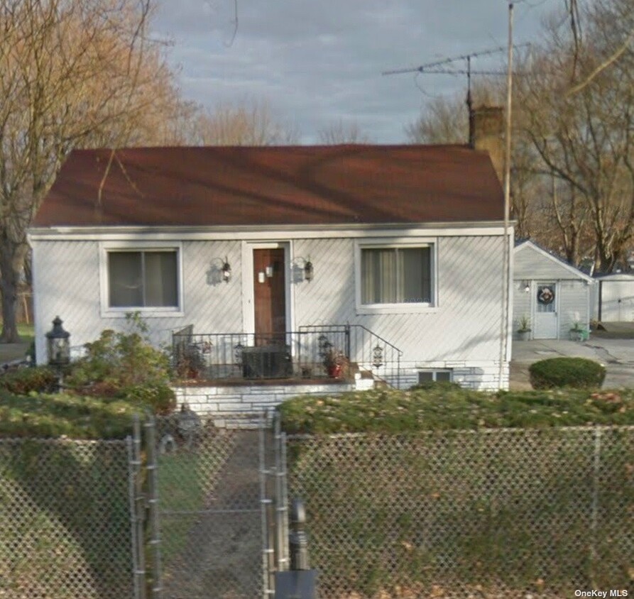 Primary Photo - 45 Frederick Ave