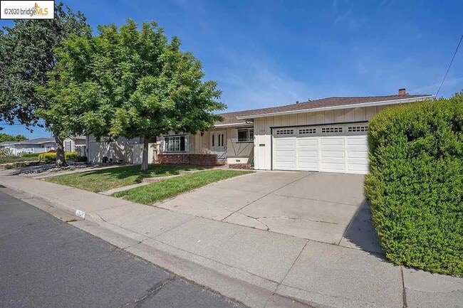 Building Photo - 1537 Heartwood Dr