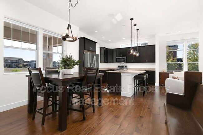 Foto del edificio - 9005 E Prairie Meadow Dr
