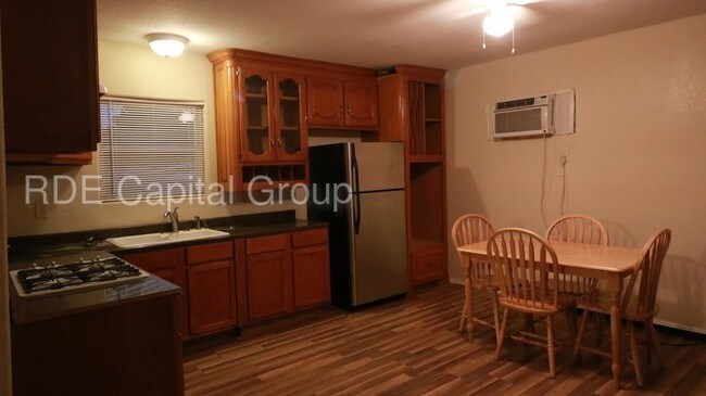 Foto del edificio - 1209 E Centerville Rd