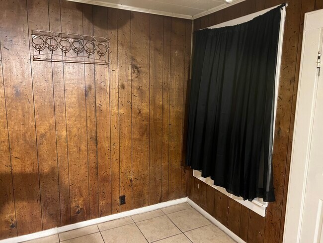 Kitchen 3 - 2023 N Magnolia St