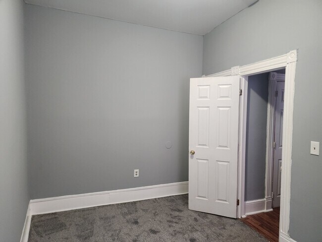 Foto del edificio - 210 Main St