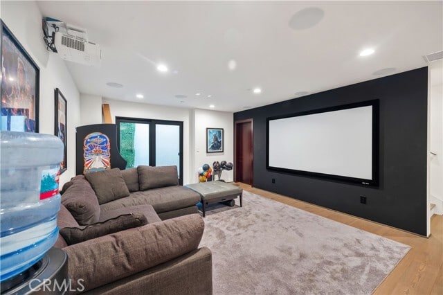 Building Photo - 332 Avenue E