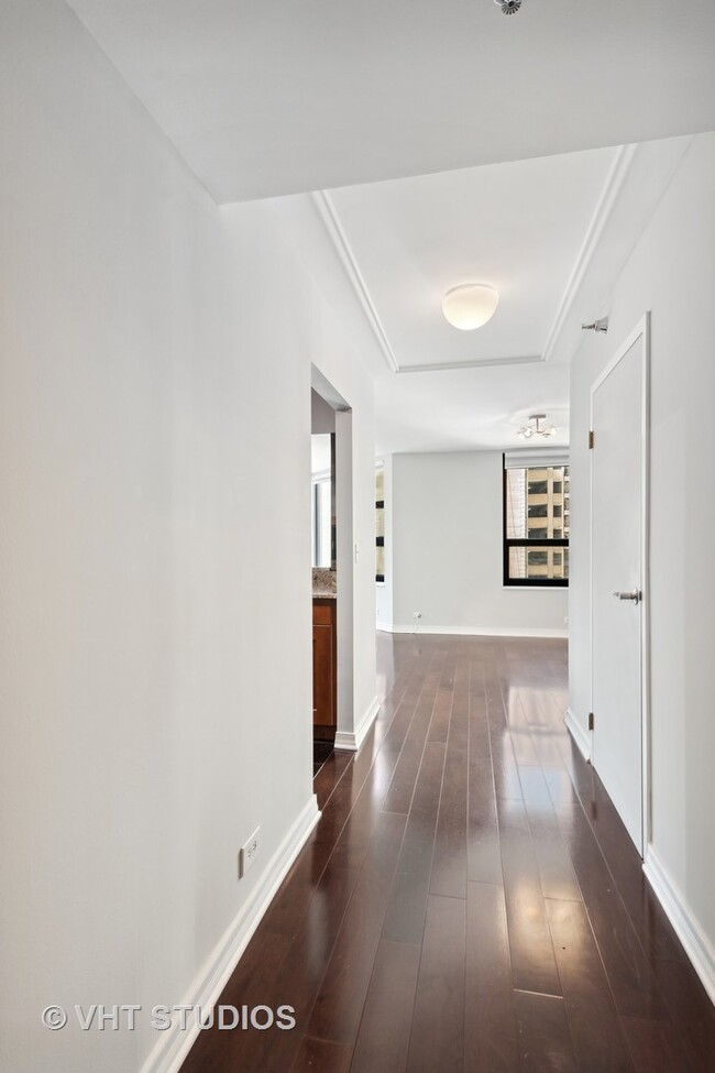 Foto del edificio - 401 E Ontario St
