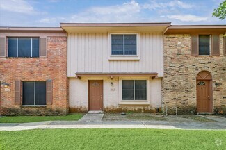 Building Photo - 3003 Falk Ct